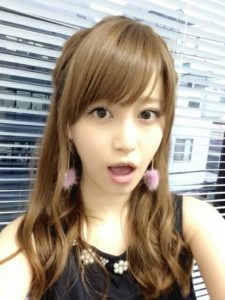 岡部磨知（美人バイオリニスト）のかわいい画像やスリーサイズ！結婚や彼氏は？気になる鬼龍院との関係！【ナカイの窓】