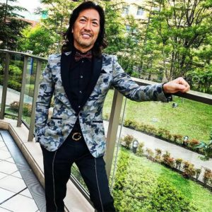 國分利治EARTH社長のセレブ生活(自宅や車)がスゴイ！年収や結婚(妻)は？wiki経歴！