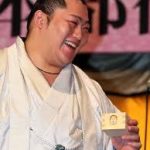 小結遠藤(相撲)の結婚した妻(嫁)顔画像!一般人でwiki(名前・年齢)馴れ初めは?