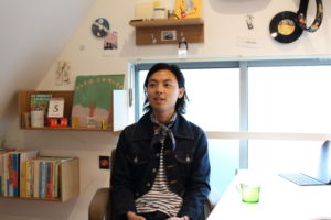 新井リオの学歴(高校・大学)や家族は？年収や彼女は？『英語日記BOY』口コミは？【深イイ】