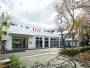 日大ラグビー部寮はどこ？暴行40代ヘッドコーチが住んでいた住所や場所や画像は？コーチの妻や子供は？独身なのか！？