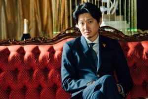 手塚マキ会長の年収や結婚した妻や子供は？Wiki経歴(大学・本名)！【シンソウ坂上】