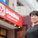 激レアさん藤崎忍(フジサキ・ドムドム社長)wiki経歴!息子や夫や年収は?